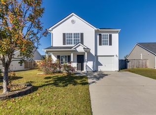 114 Lowery Ln, Summerville, SC 29483