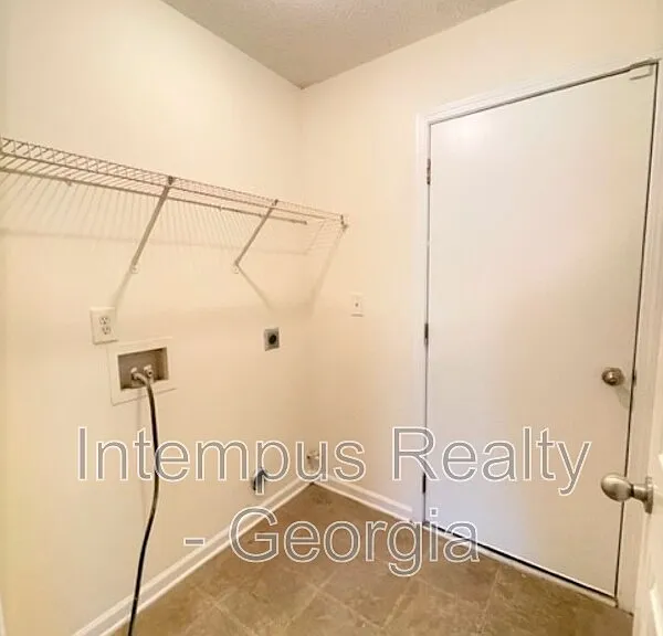 4389 Persian Ct — Photo 19