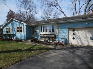 180 Butternut Dr, Amherst, OH 44001