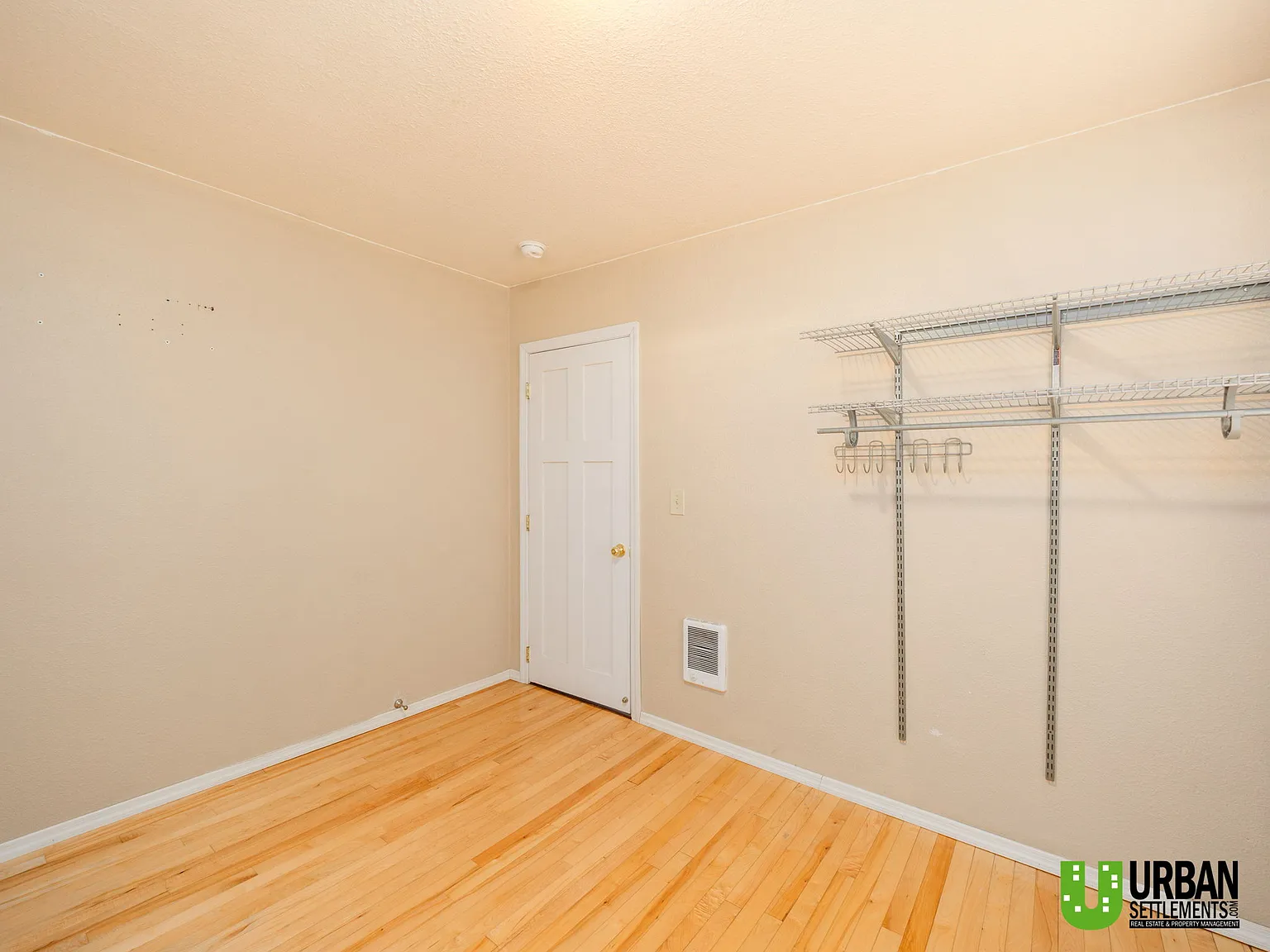 2 bed, 870 sqft, $1,250 — Photo 2