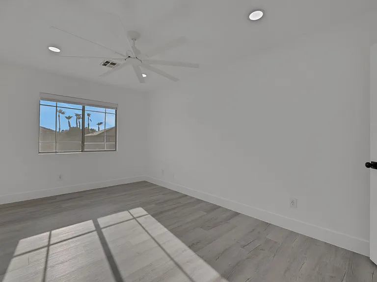 56 Ashby Hills Ct — Photo 28