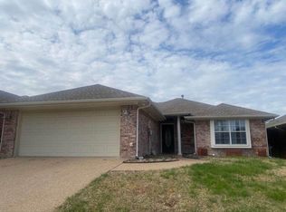 703 Nandina Way, Waxahachie, TX 75165