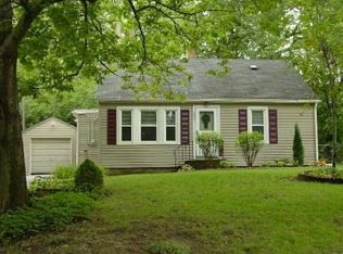 2521 Kimberly Rd, Ann Arbor, MI 48104