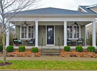 9504 Featherbell Blvd, Prospect, KY 40059