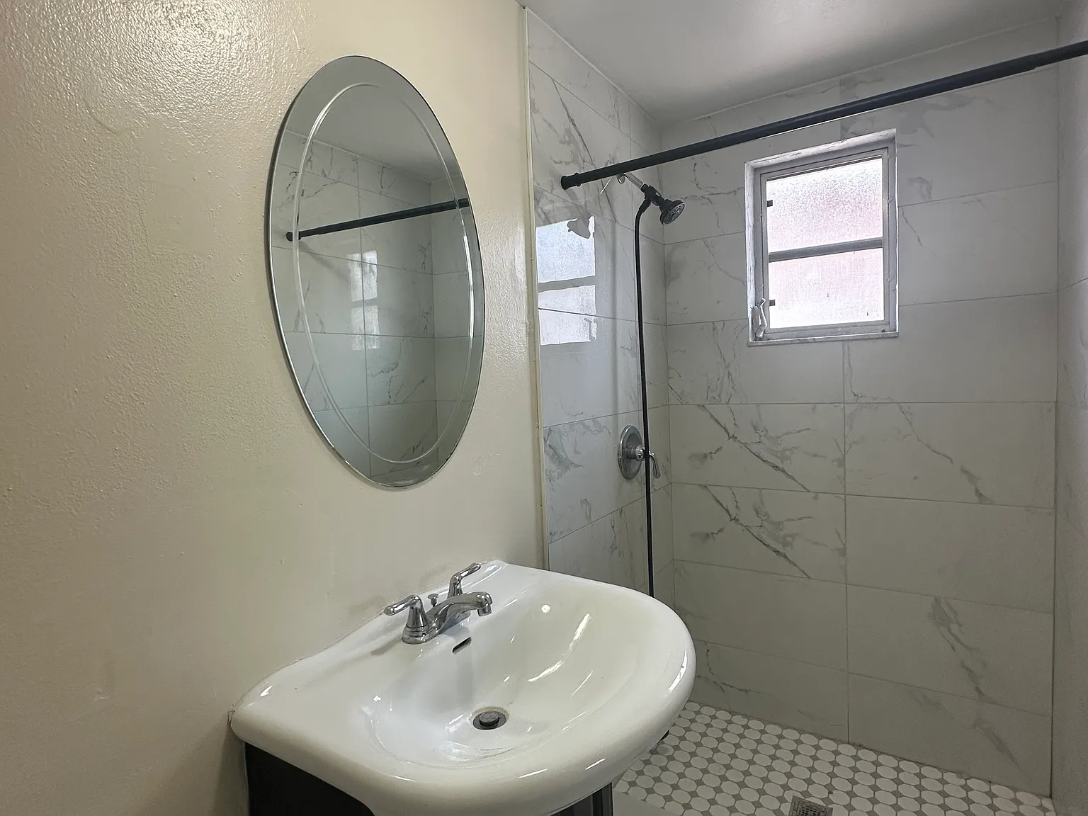 6041 2nd Avenue — Photo 3