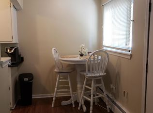 1829 W Forteen Mile Rd, Royal Oak, MI 48073