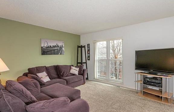 3rd image of 10427 Corbeil Dr