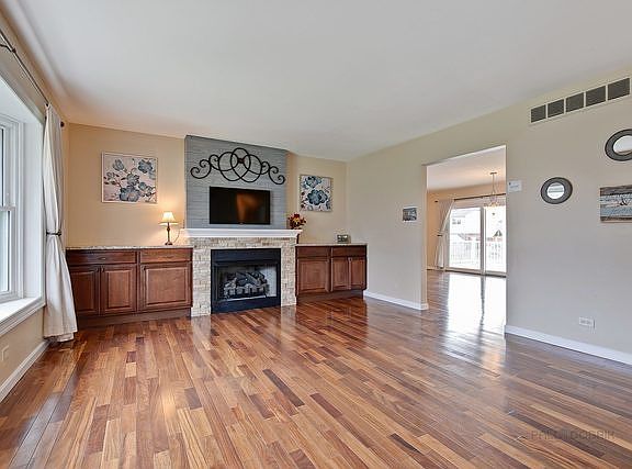 2nd image of 719 W Berkley Dr