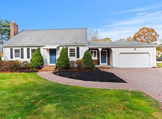 113 Graniteville Rd, Chelmsford, MA 01824