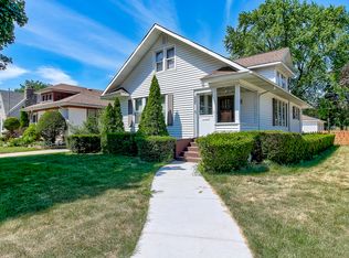 500 Lavoie Ave, Elgin, IL 60120