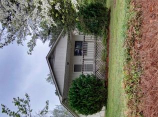142 Bluewing Ln, Mooresville, NC 28117