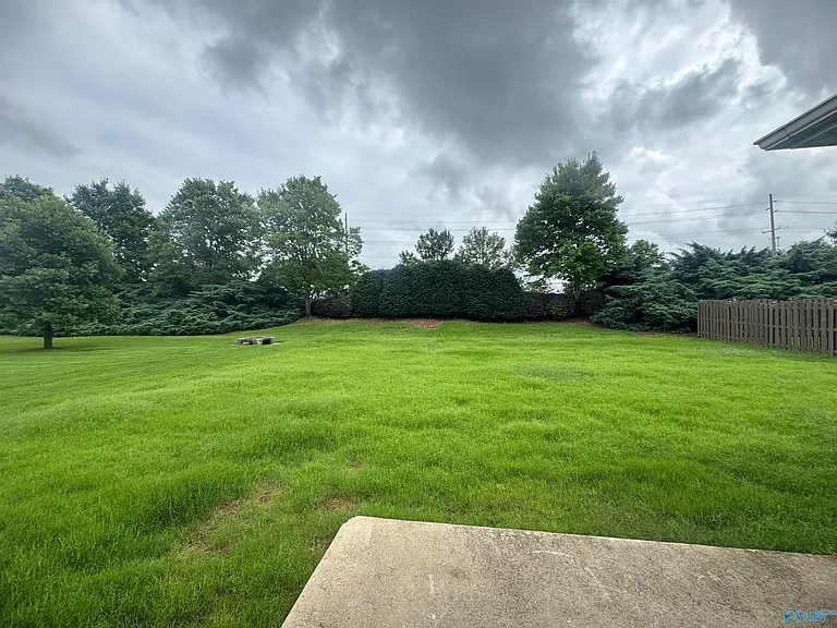 475 E Mossyleaf Dr — Photo 4