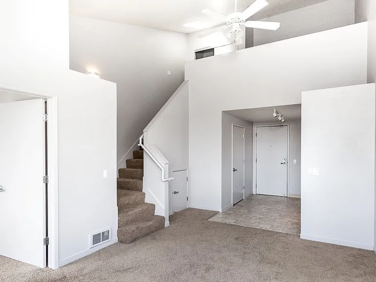 1045 Mission St — Photo 12