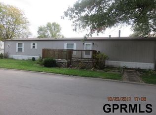 7834 N 101st Plz, Omaha, NE 68122