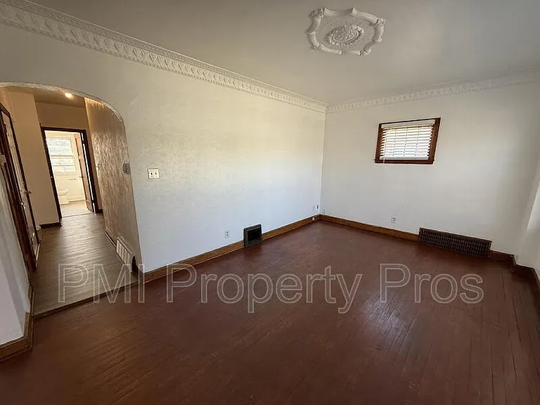 2821A N 57th St — Photo 12