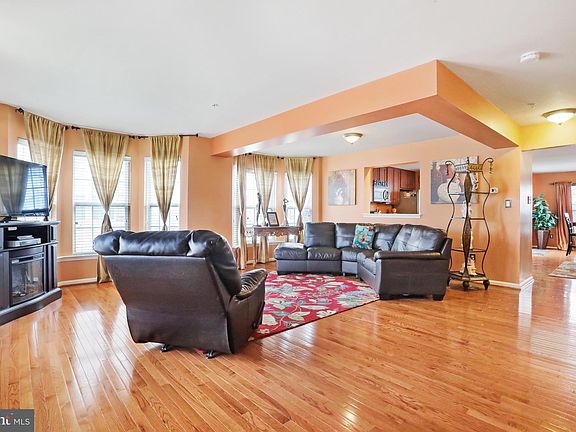3rd image of 12571 Atlanta Ct