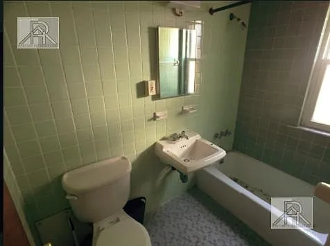 50 S Huntington Ave #14 — Photo 2