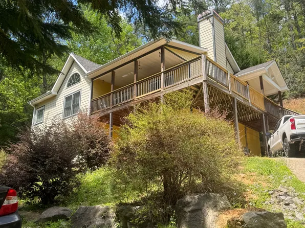 4374 Quinn Cove Rd, Hiawassee, GA 30546