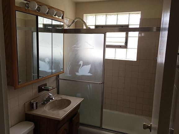 5th image of 6831 176th St