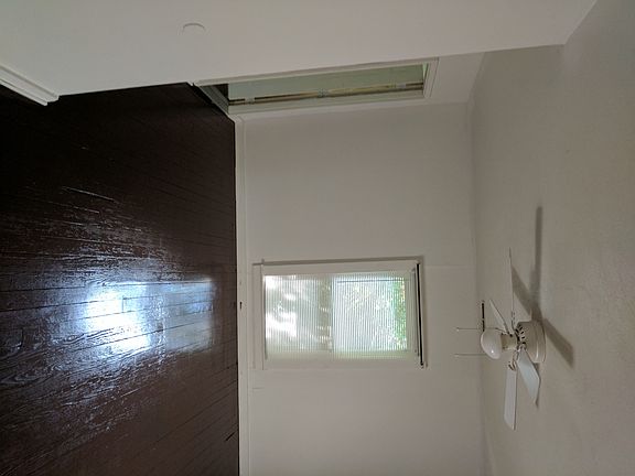 5th image of 405 E Fillmore St #A