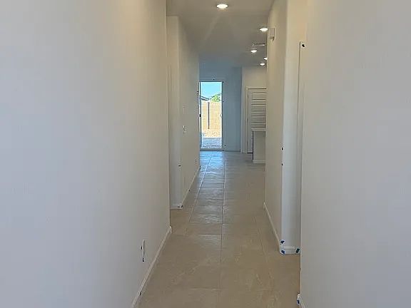 3rd image of 4616 E Amethyst Ln