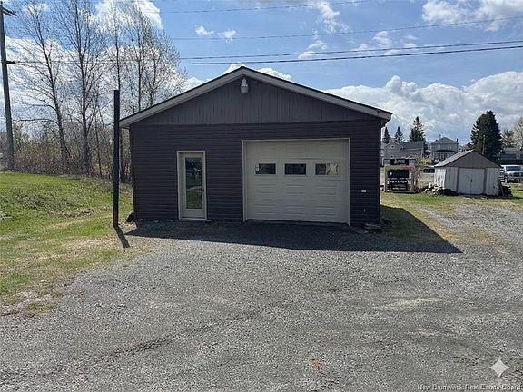 2nd image of 5 Gallant St