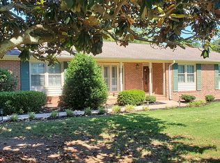 11 Cunningham Rd, Taylors, SC 29687