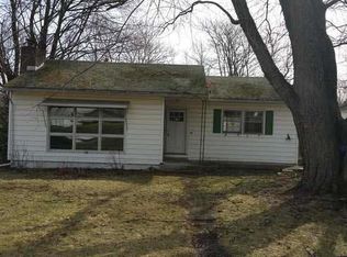 26 Barbara Ln, Pleasant Valley, NY 12569