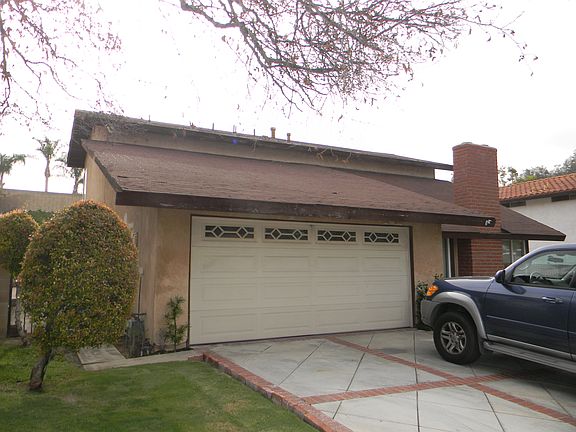 3rd image of 3028 Helen Ln