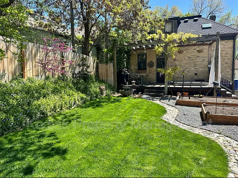 144 W Apricot Ave — Photo 22