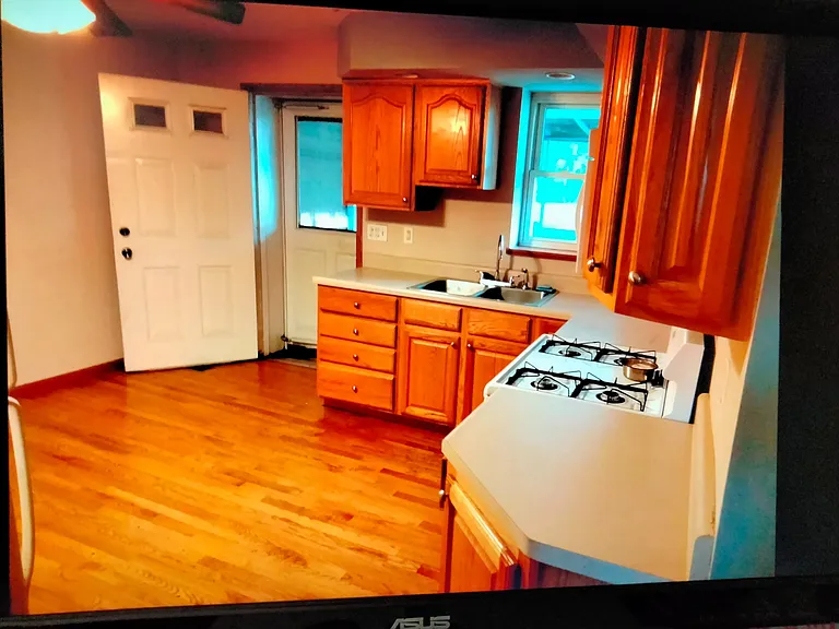 4832 Blackberry Way — Photo 6