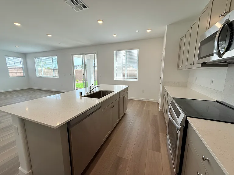 8372 Valpane Way — Photo 20