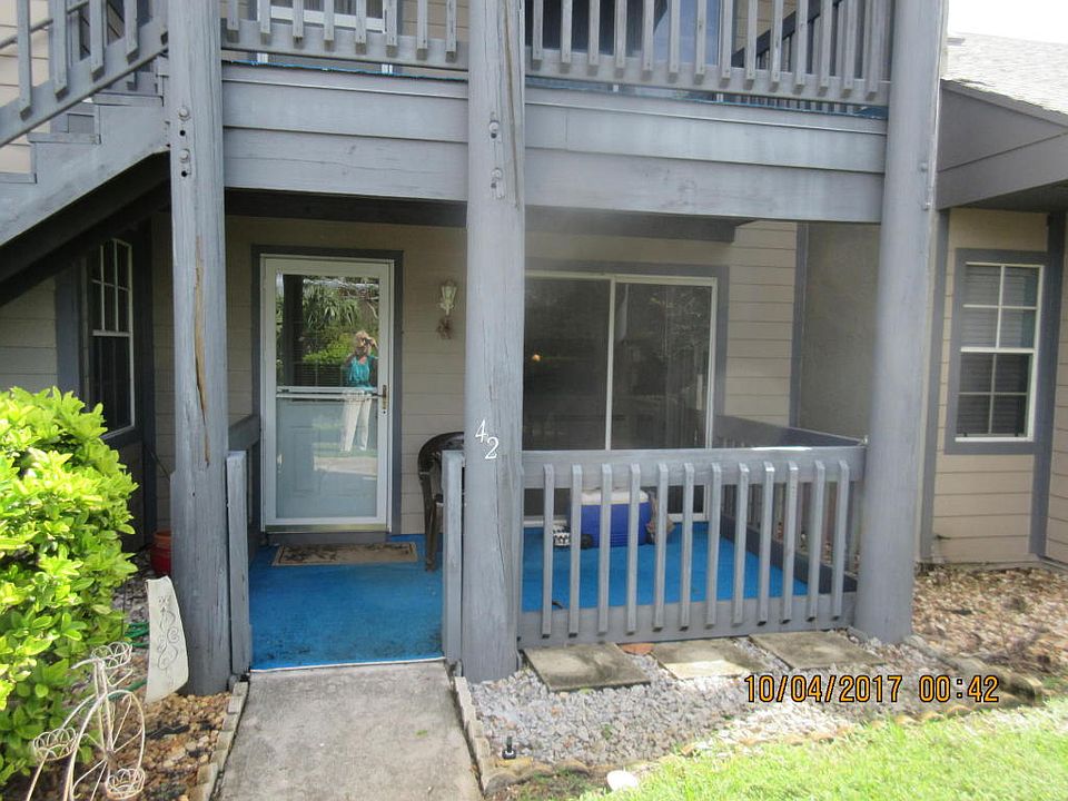 1st image of 1451 NE 14th Ct APT 42