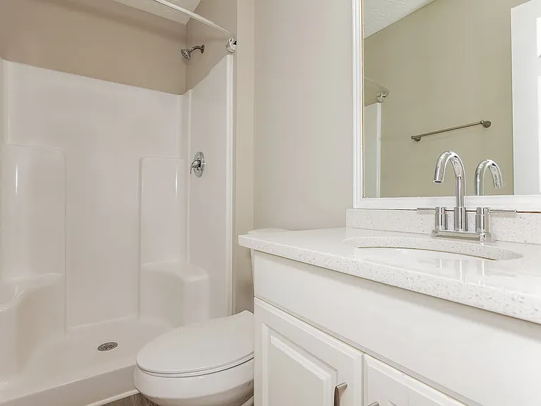 915 Walnut Creek Ln — Photo 10