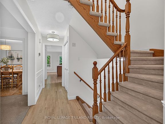 5th image of 810 Maitland St #34