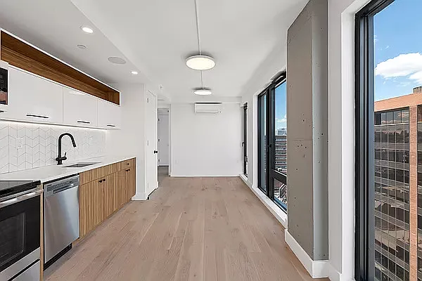 Rented by REAL New York | media 26