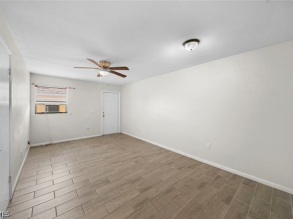 5th image of 322 Louise Ave #A