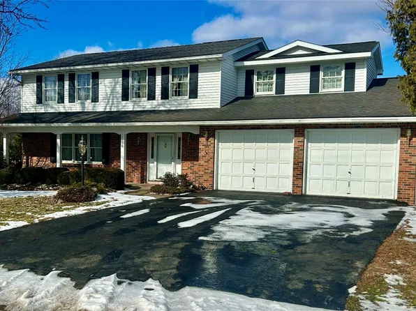 2719 Magnolia St, Endwell, NY 13760