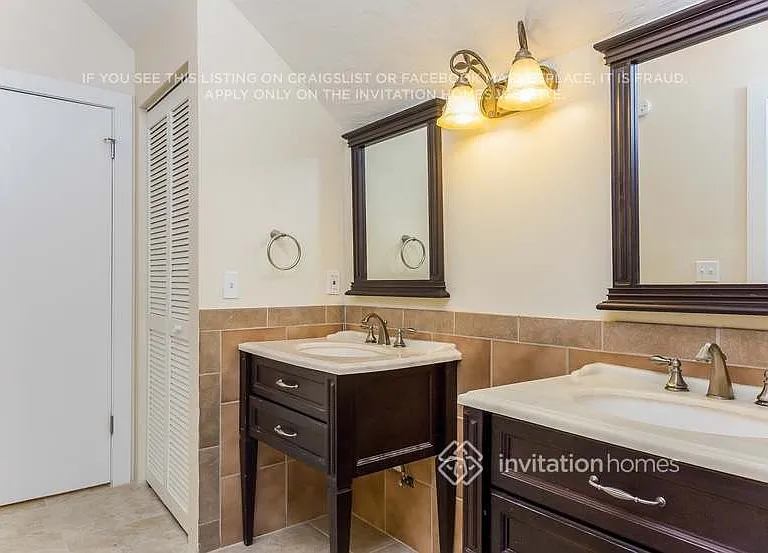 6150 Leslie St — Photo 18
