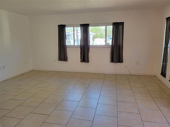 3rd image of 802 McLain Ct