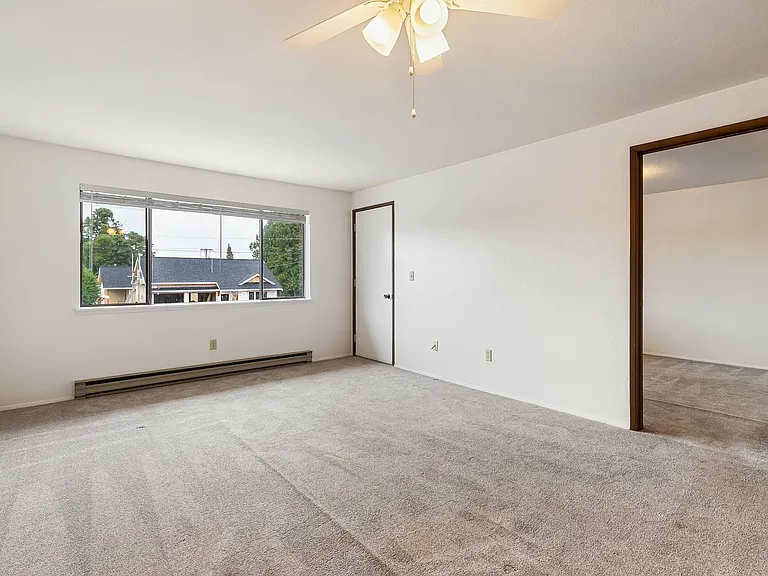 Heart of Downtown Lynden - Heritage Apartments — Photo 25