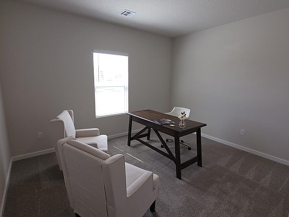 2nd image of 928 N Forestview Ct