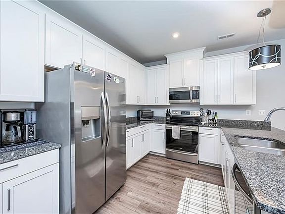 5th image of 5901 Laurel Bed Ln #2