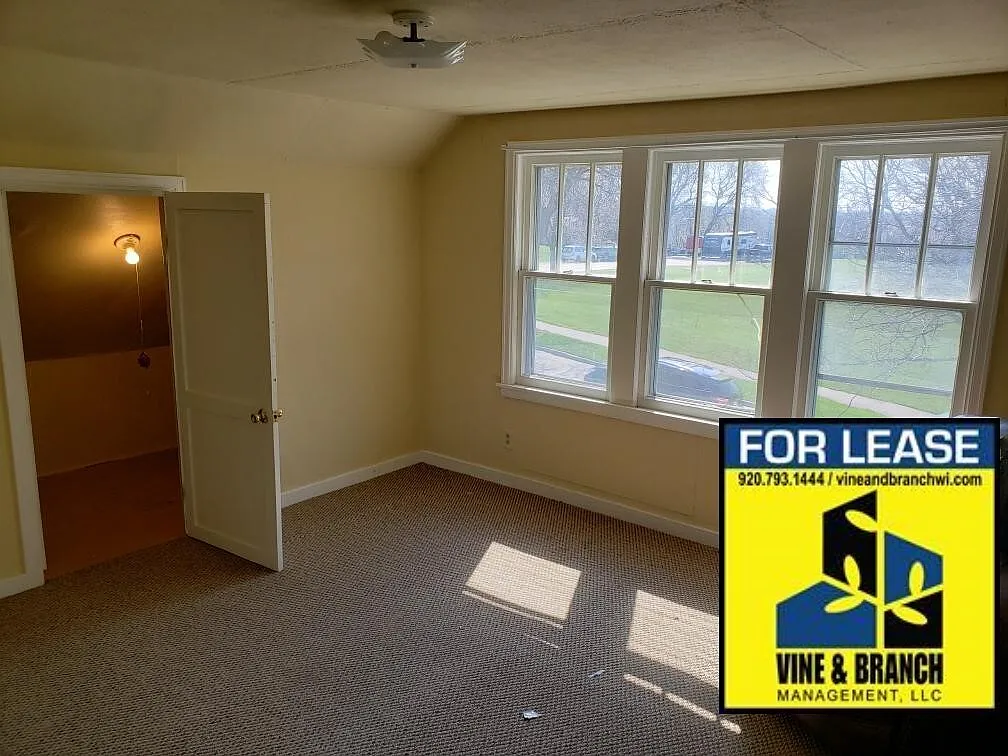 825 S 17th Street - 1 — Photo 1