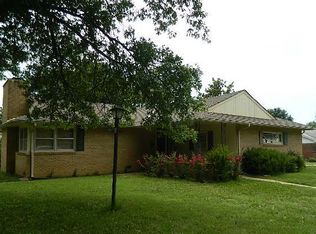 1805 E 12th Ave, Winfield, KS 67156