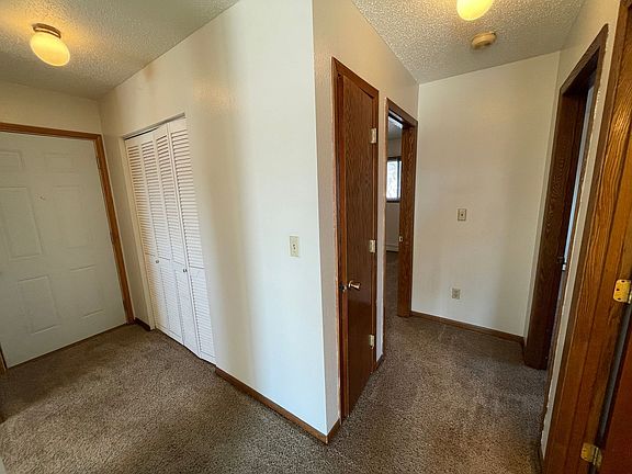4th image of 726 12th Ave W Unit 4