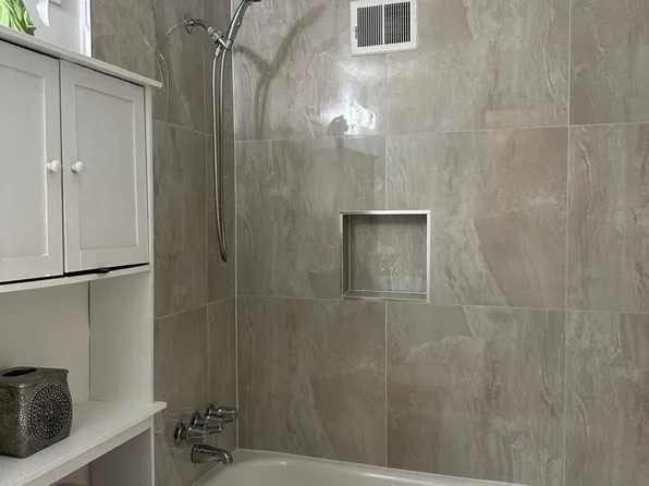 4355 Greenberry Ln, Annandale, VA 22003