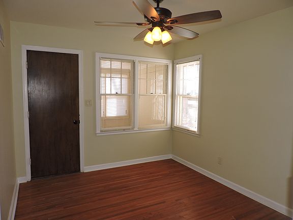 5th image of 13 E 27th Ave
