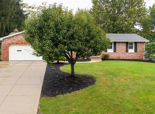 6275 Howland St, Louisville, OH