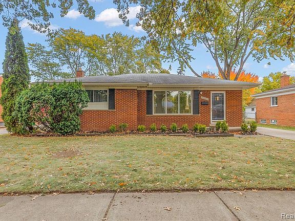 32686 Oakley St, Livonia, MI 48154 | Zillow